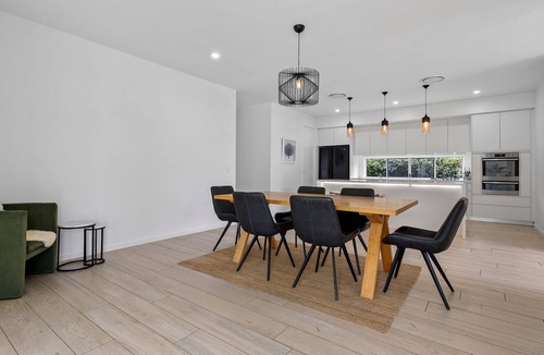 Kingscliff House | Soleil at Salt – Pet Friendly, Pool, 500m to beach