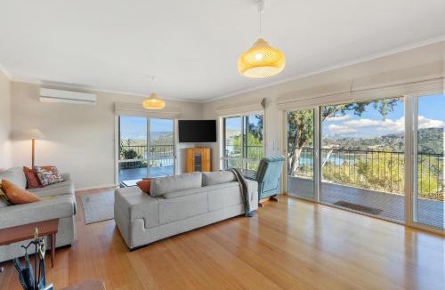 Bonnie Doon House | Someplace Else