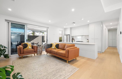 Somerton Park House | Somerton Days Contemporary Escape near the Beach