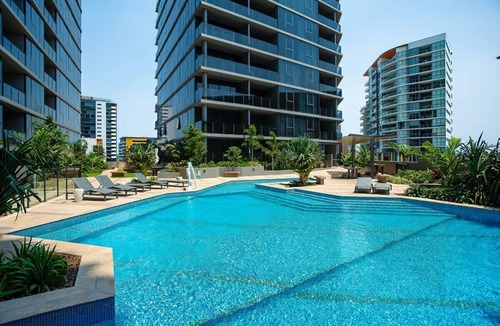 South Brisbane Apartment | South Brisbane 1 bedroom apartment with Pool