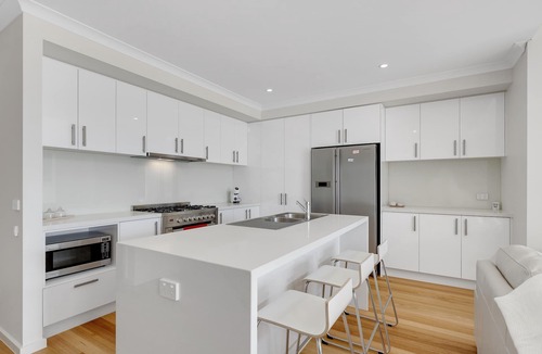 Safety Beach House | South Harbourside - Stay 3 Pay 2 Special - For stays up until 1st September 2026