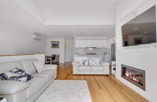 Safety Beach House | South Harbourside - Stay 3 Pay 2 Special - For stays up until 1st September 2026