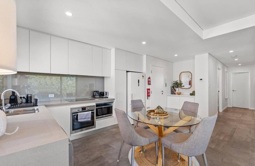 South Perth Apartment | South Perth Sky - Foreshore Escape
