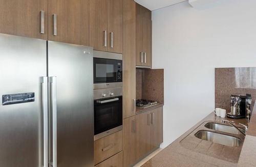 Sydney Central Business District Apartment | Spacious 3 Bedroom Penthouse Apartment at Kent Street, Sydney CBD