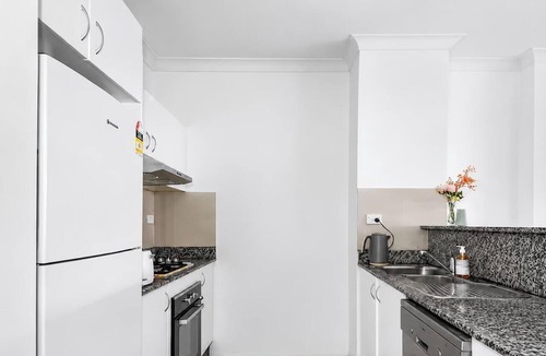 Auburn Apartment | Spacious 3BR Stay in the Heart of Auburn