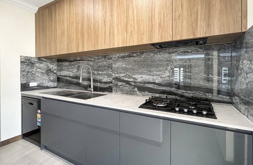 Southern River Apartment | Spacious 4 bed home with open plan living