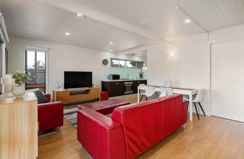 Capel Sound House | Spacious 4-Bed Home 5-min from the Beach