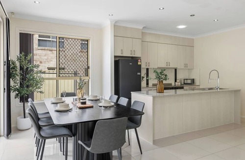 Inala House | Spacious 4BR Family Home in Inala | Quiet Street
