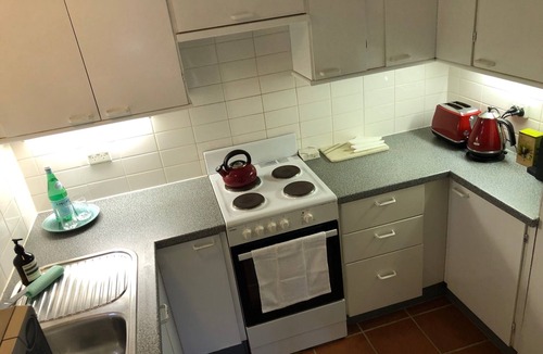 Mosman Apartment | Spacious Apartment Balmoral Beach Retreat | 100m to Sand & Cafes.