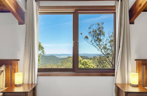 Mount Victoria House | Spacious Blue Mountains Retreat with Stunning Views