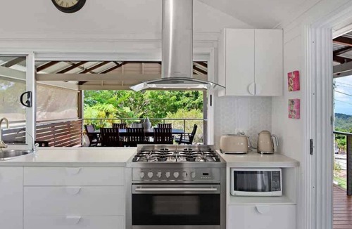 Eagle Heights House | Spacious Retreat w Big Backyard