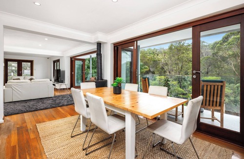 East Killara House | Spacious & Sunny House, Fantastic Bush Views, quiet and central location