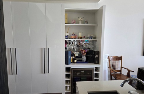 Henley Beach Apartment | Spectacular apartment, location and views in Adelaides premier seaside location