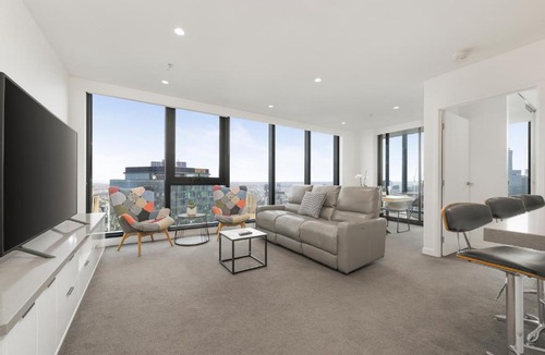 Southbank Apartment | Spectacular Three Bedroom Suite