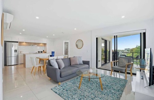 Pacific Fair Apartment | Spice 2 Bedroom Apartment