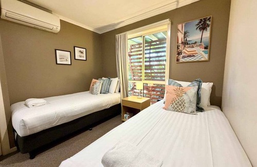 Sapphire Beach Resort | Splash at Sapphire - Pet Friendly, Resort Pool, Beachfront