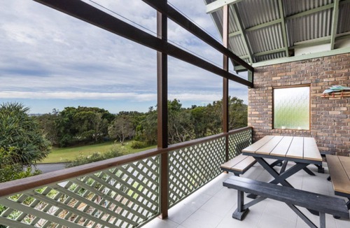 Angourie House | Spookys 5, 5/8 Bay St