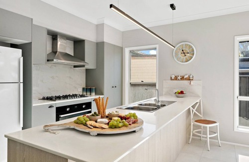 Umina Beach House | Stay 3 nights, pay 2 this Winter*