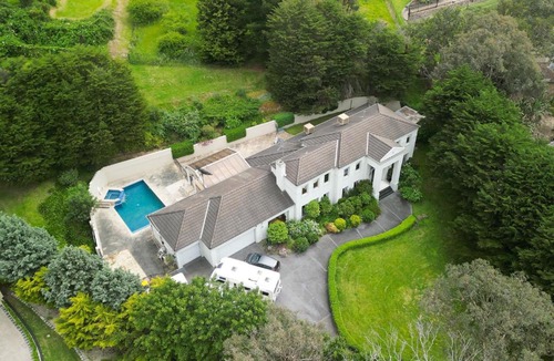 Warrandyte Villa | StayAU Expansive 6BR Villa Scenic Warrandyte