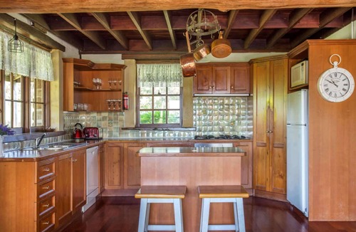 Woodstock House | Stone Cottage at Milton