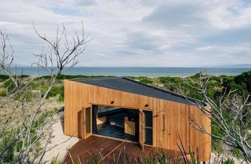 Dolphin Sands Apartment | Studio Tasmania - Freycinet Luxury Hosts