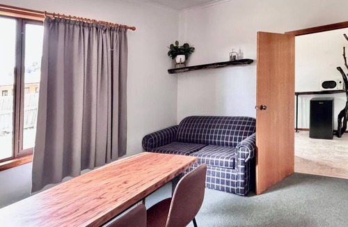 Whitemark Apartment | StudioONE Flinders Island