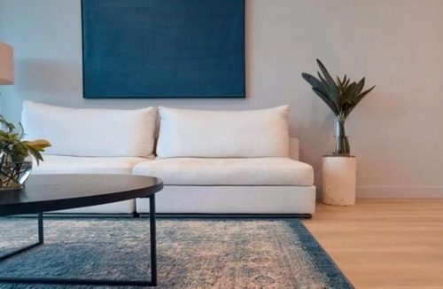 Tamarama Apartment | Stunning Beach Views, Skye Tamarama Bondi