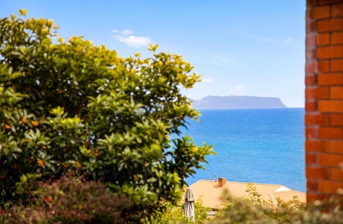Ocean Vista House | Stunning Ocean View Perfect For Groups & Families