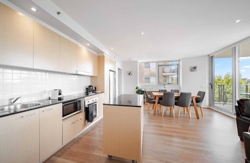 City West Apartment | Stylish 1-Bed Flat with Pool, BBQ & Sauna Access
