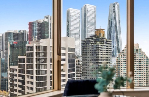 The Rocks Apartment | Stylish 1BR In Prime Locale w/Pool + Gym + Sauna