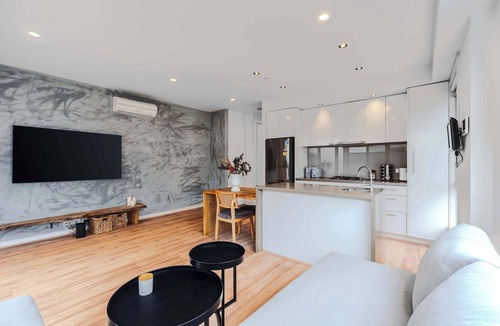 Balaclava House | Stylish 1BR Unit in Balaclava- Ideal business trip