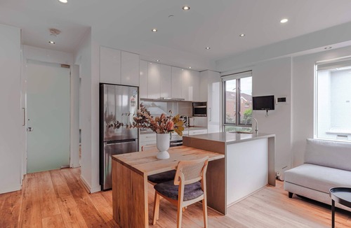 Balaclava House | Stylish 1BR Unit in Balaclava- Ideal business trip