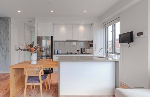 Balaclava House | Stylish 1BR Unit in Balaclava- Ideal business trip