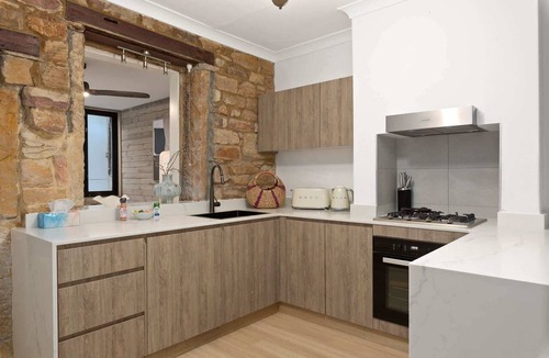 Chippendale House | Stylish 2-Bed House Near Sydney CBD