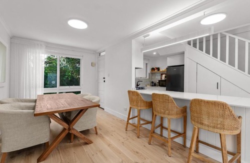 Hyde Park Apartment | Stylish 2-Bed Townhouse in Leafy Hyde Park