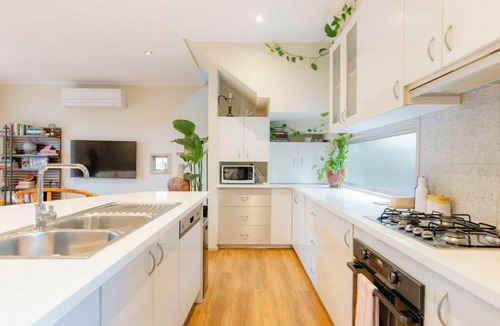 Preston Apartment | Stylish and Comfortable Home in Preston