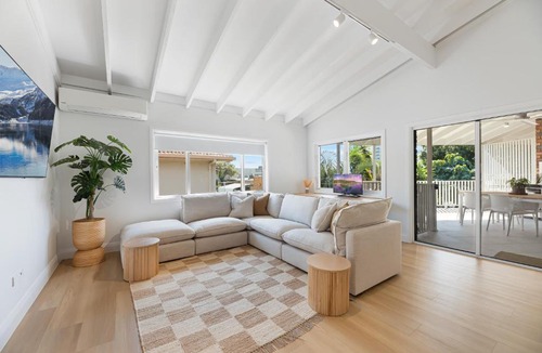 Maroochydore Apartment | Stylish & Central Coastal Apartment