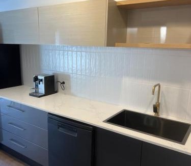 Adelaide Central Business District House | Stylish City Cottage in the heart of Adelaide CBD