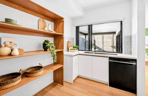 Highton House | Stylish Modern Getaway – Geelong