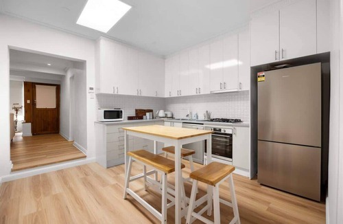 North Adelaide House | Stylish & Simple - 2BR Cottage at North Adelaide