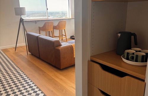 Coniston Apartment | Stylish Studio Apartment with a view