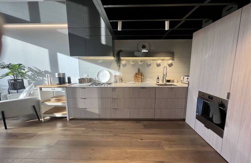 Docklands Apartment | Stylish Two Bedroom Two Bathroom Plus Loft Lounge Room