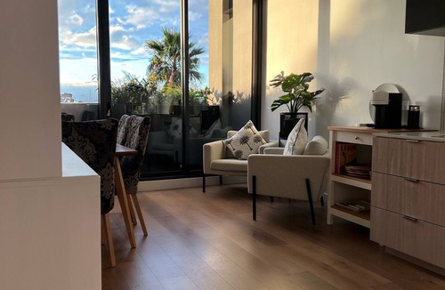 Docklands Apartment | Stylish Two Bedroom Two Bathroom Plus Loft Lounge Room