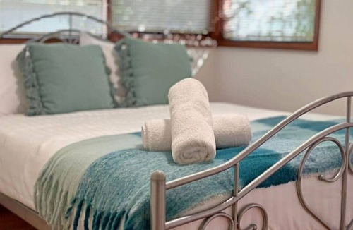 Brightwaters House | Sugar Bay - convenient, dog friendly outdoors
