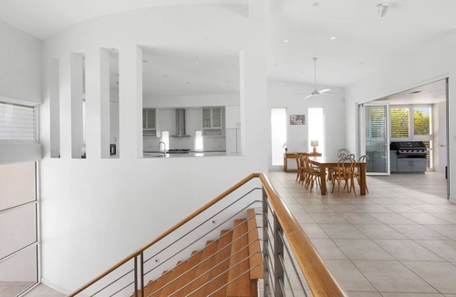 Peregian Beach House | Summer Hillside Retreat Peregian Beach