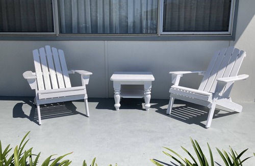 Culburra Beach House | SummerBreeze - only seconds to the beach