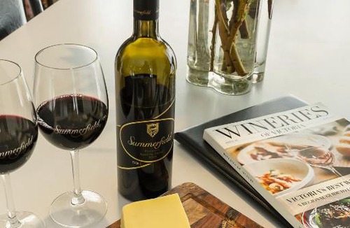 Moonambel Bed & Breakfast | Summerfield Winery and Accommodation