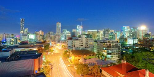 Spring Hill Apartment | Summit Apartments Brisbane City
