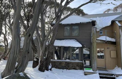 Hotham Heights Ski Chalet | Sun Apartments