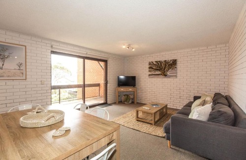 Jindabyne Apartment | Sunrise 15